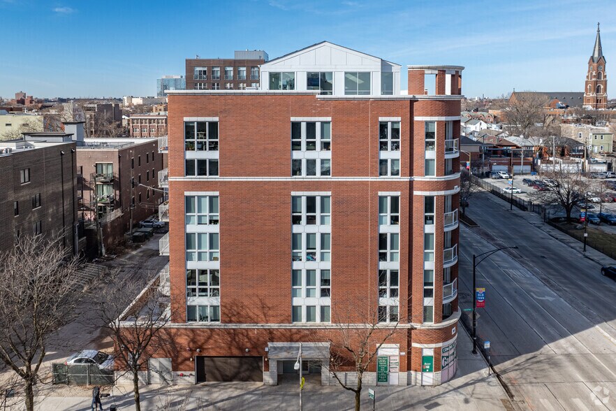 1552 N North Park Ave, Chicago, IL à louer - Photo du bâtiment - Image 3 de 9
