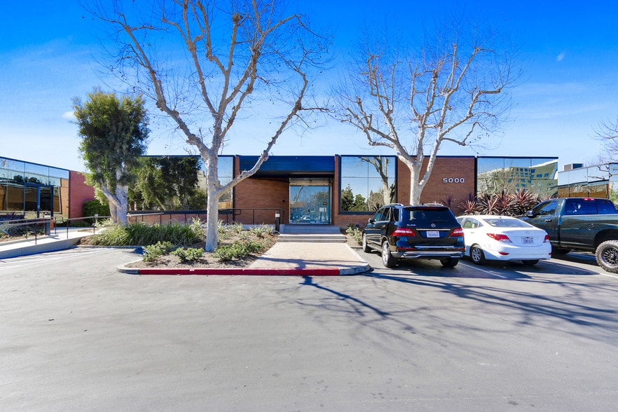 5000 Campus Dr, Newport Beach, CA for lease - Building Photo - Image 3 of 10