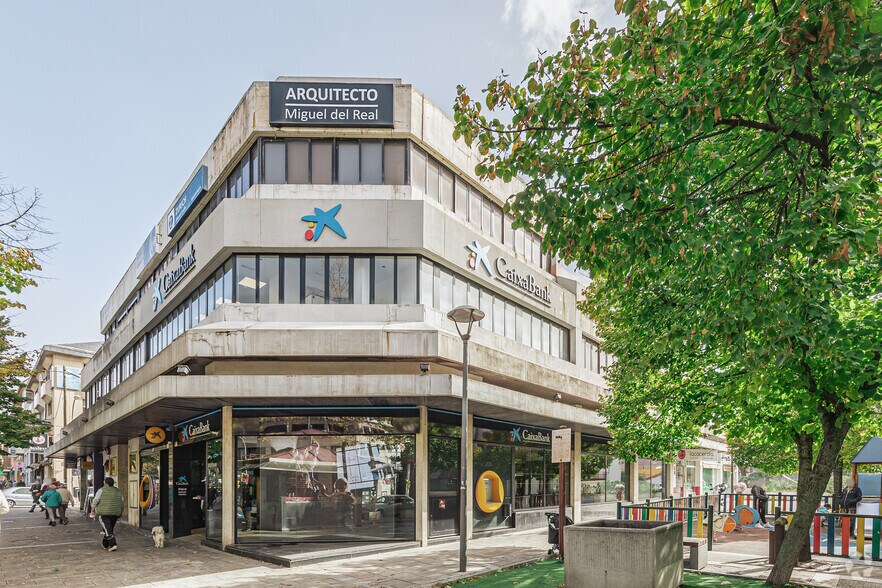 Calle Real, 34, Collado Villalba, Madrid for lease - Building Photo - Image 2 of 2