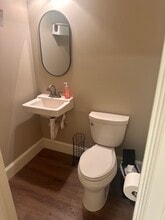10 S Clinton St, Doylestown, PA for lease Interior Photo- Image 2 of 6