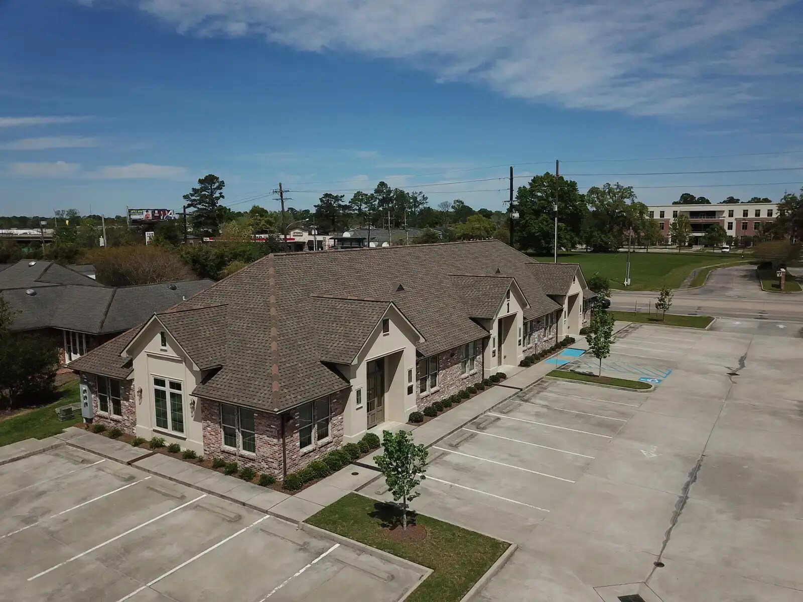 9026 Jefferson Hwy, Baton Rouge, LA à louer Photo du bâtiment- Image 1 de 5
