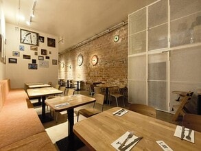 Commerce de détail dans Barcelone, Barcelona à louer Photo intérieure- Image 2 de 20