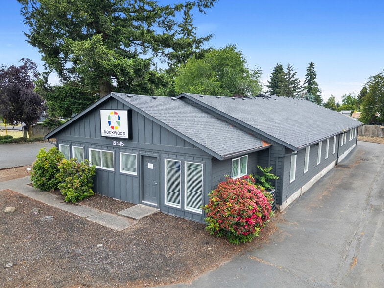 18445 E Burnside St, Portland, OR à vendre - Photo du bâtiment - Image 2 de 14