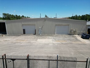 1003 Atascocita Rd, Humble, TX for lease Building Photo- Image 1 of 1