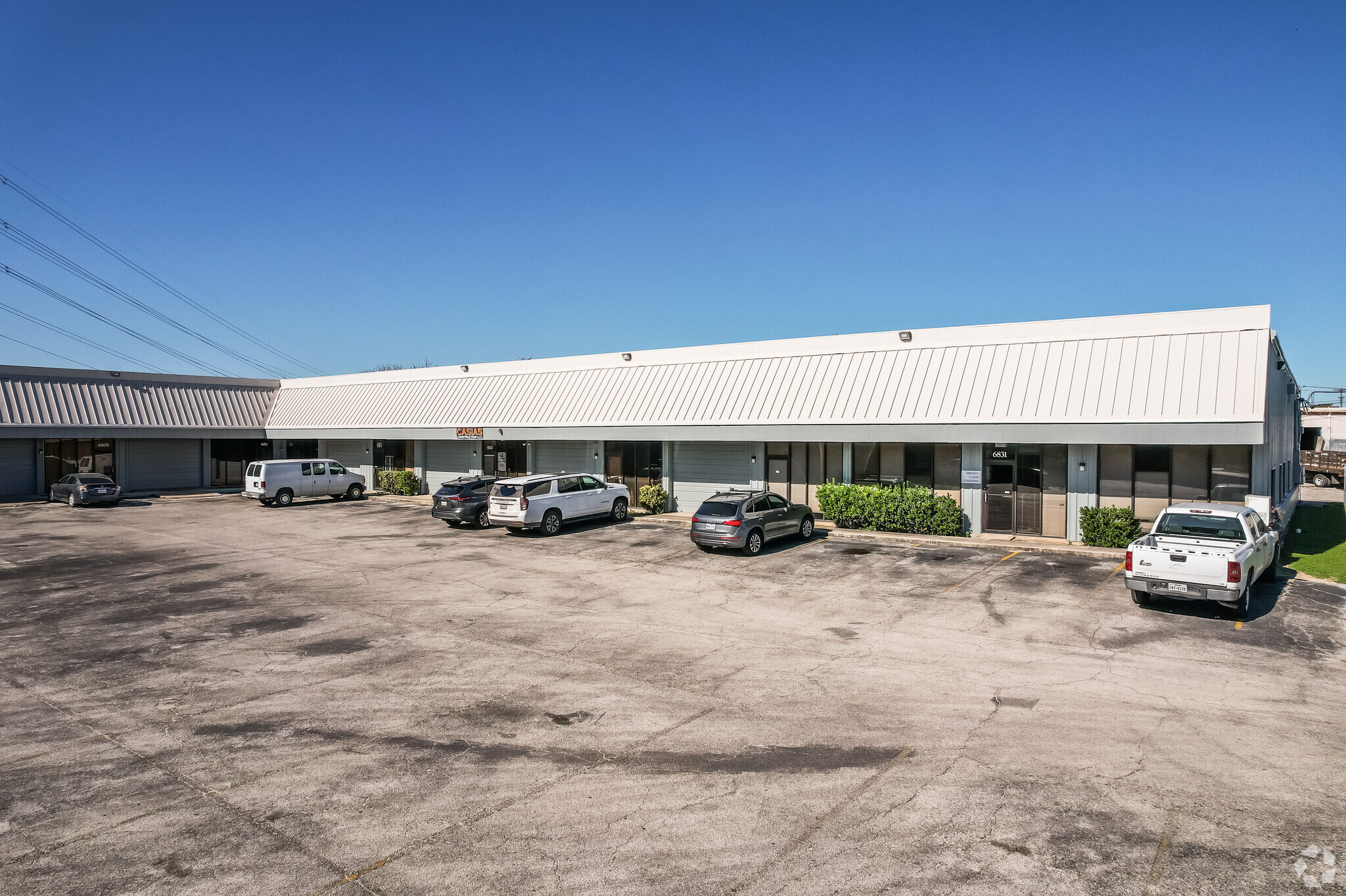 6803-6831 Breeden Ave, San Antonio, TX for lease Primary Photo- Image 1 of 9