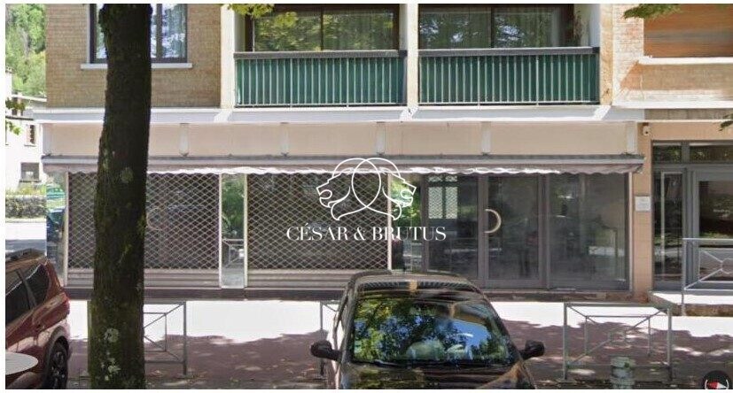 2 Place Des Allobroges, Cluses for sale Building Photo- Image 1 of 4
