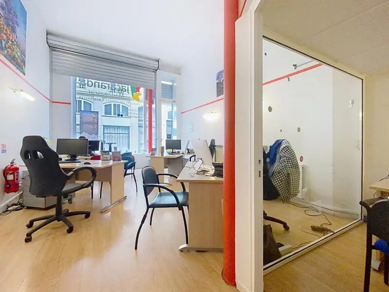 Bureau dans Paris à vendre Photo intérieure- Image 1 de 9
