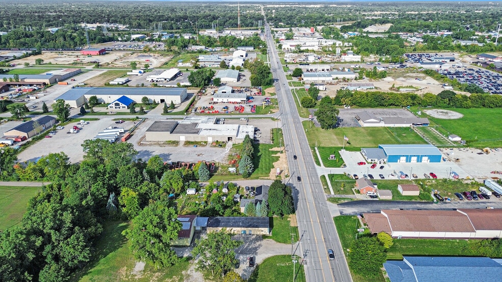 3344 E Bristol Rd, Burton, MI for sale - Primary Photo - Image 1 of 29