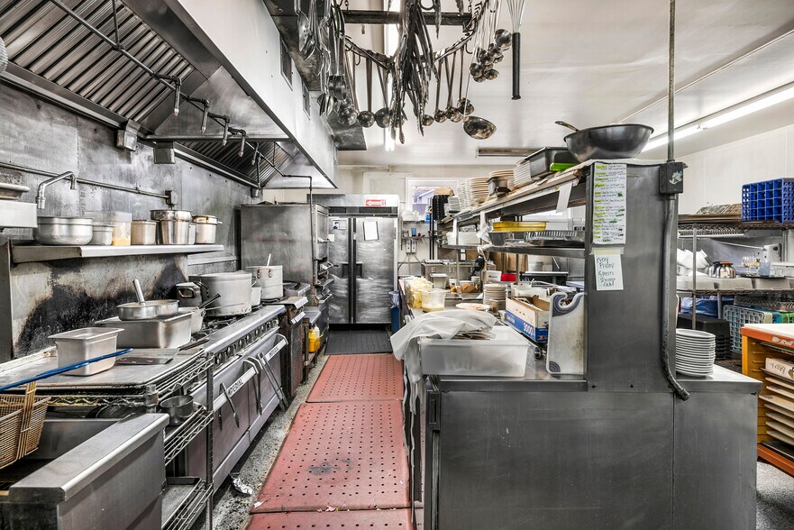 67 Washington St, Auburn, NY à vendre - Photo du bâtiment - Image 2 de 12