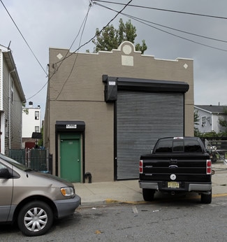 More details for 381 Whiton St, Jersey City, NJ - Industrial for Sale