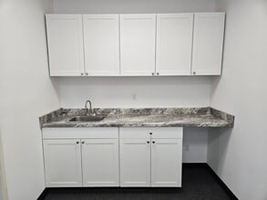 4025 Spencer St, Torrance, CA for lease Interior Photo- Image 2 of 9