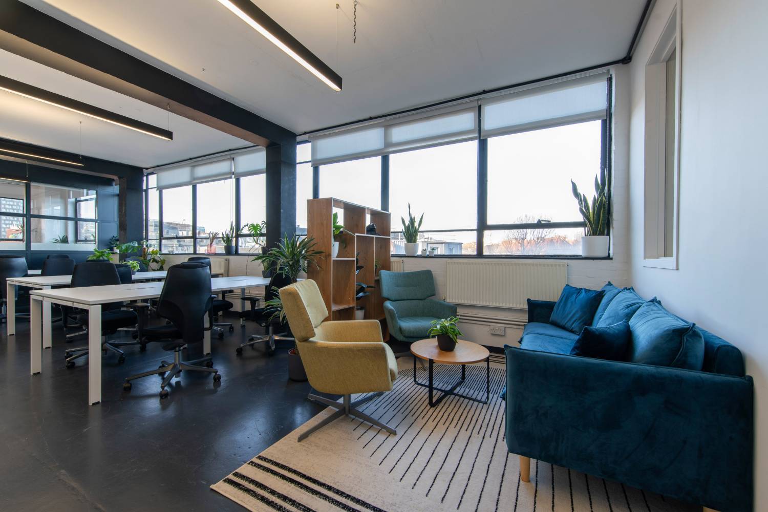 27-33 Bethnal Green Rd, London for lease Interior Photo- Image 1 of 3