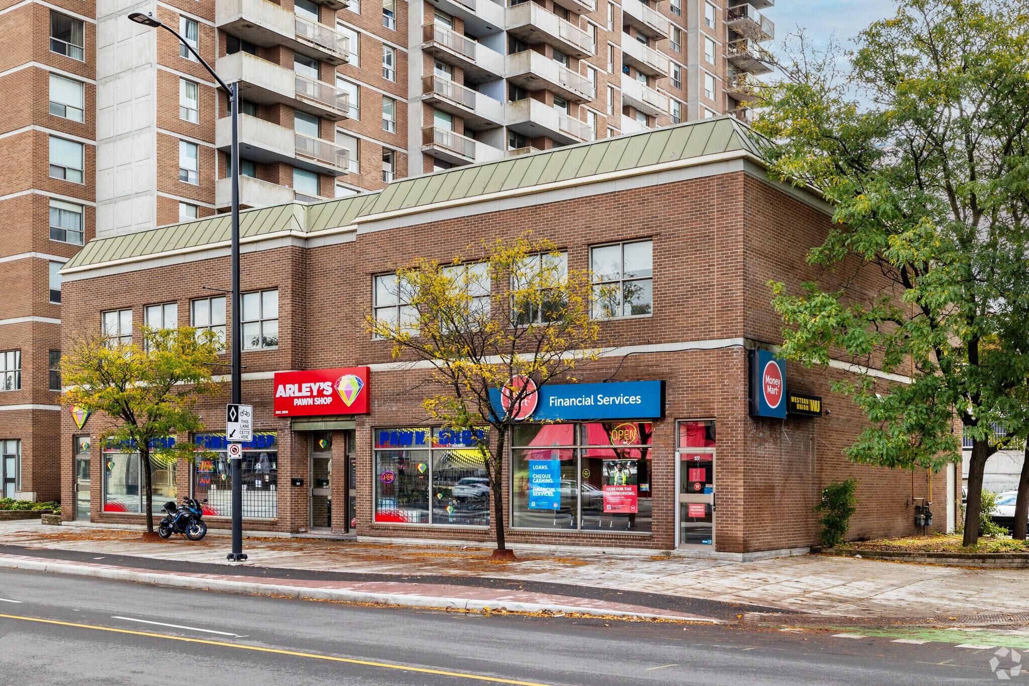 322-338 Montreal Rd, Ottawa, ON à vendre Photo principale- Image 1 de 1