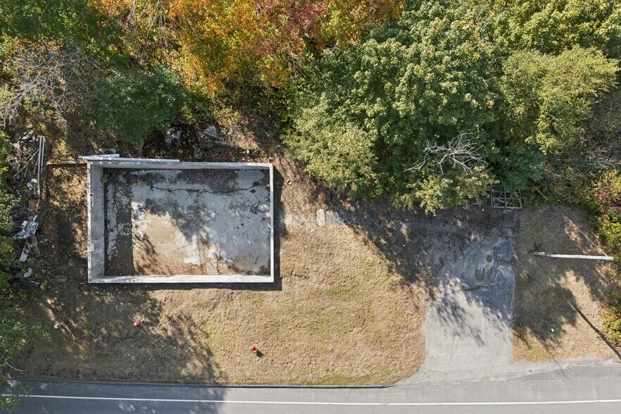 646 Gurnet Rd, Brunswick, ME à vendre - Photo du bâtiment - Image 3 de 12