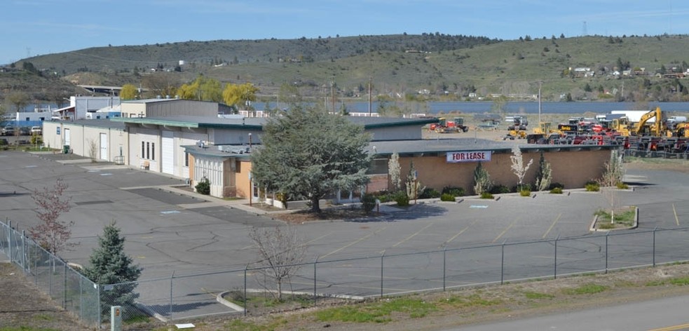 1120 S Spring St, Klamath Falls, OR for sale - Building Photo - Image 1 of 38