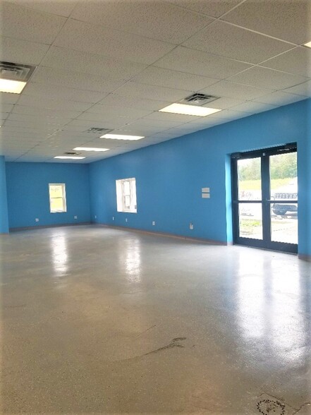 148 Big Knob Rd, Rochester, PA à vendre - Photo intérieure - Image 3 de 3