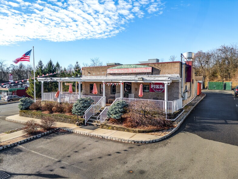 7 Allston Rd, South Brunswick, NJ à vendre - Photo du bâtiment - Image 1 de 6