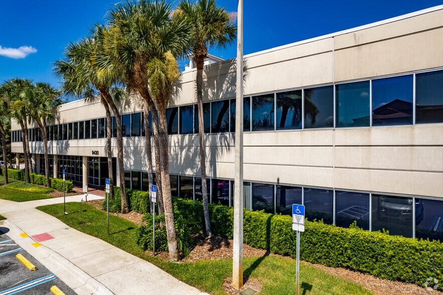 9430 Turkey Lake Rd, Orlando, FL for lease - Building Photo - Image 3 of 7