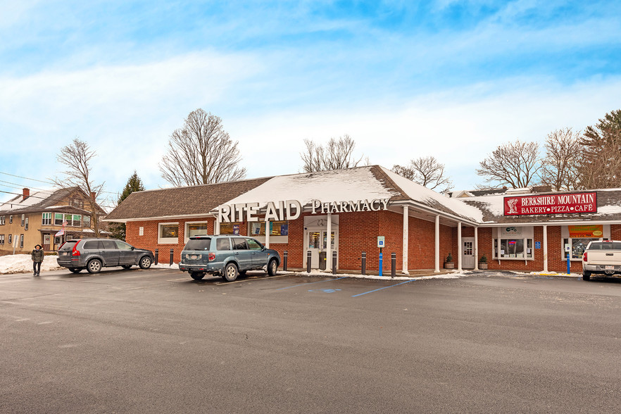 180 Elm St, Pittsfield, MA à vendre - Photo du bâtiment - Image 1 de 1