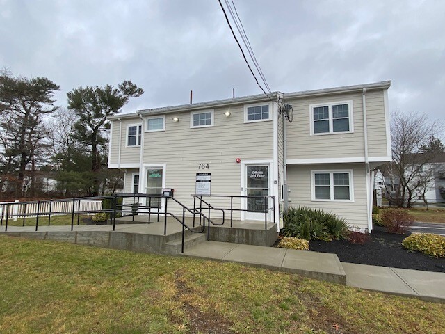 764 Plain St, Marshfield, MA for lease - Building Photo - Image 1 of 14