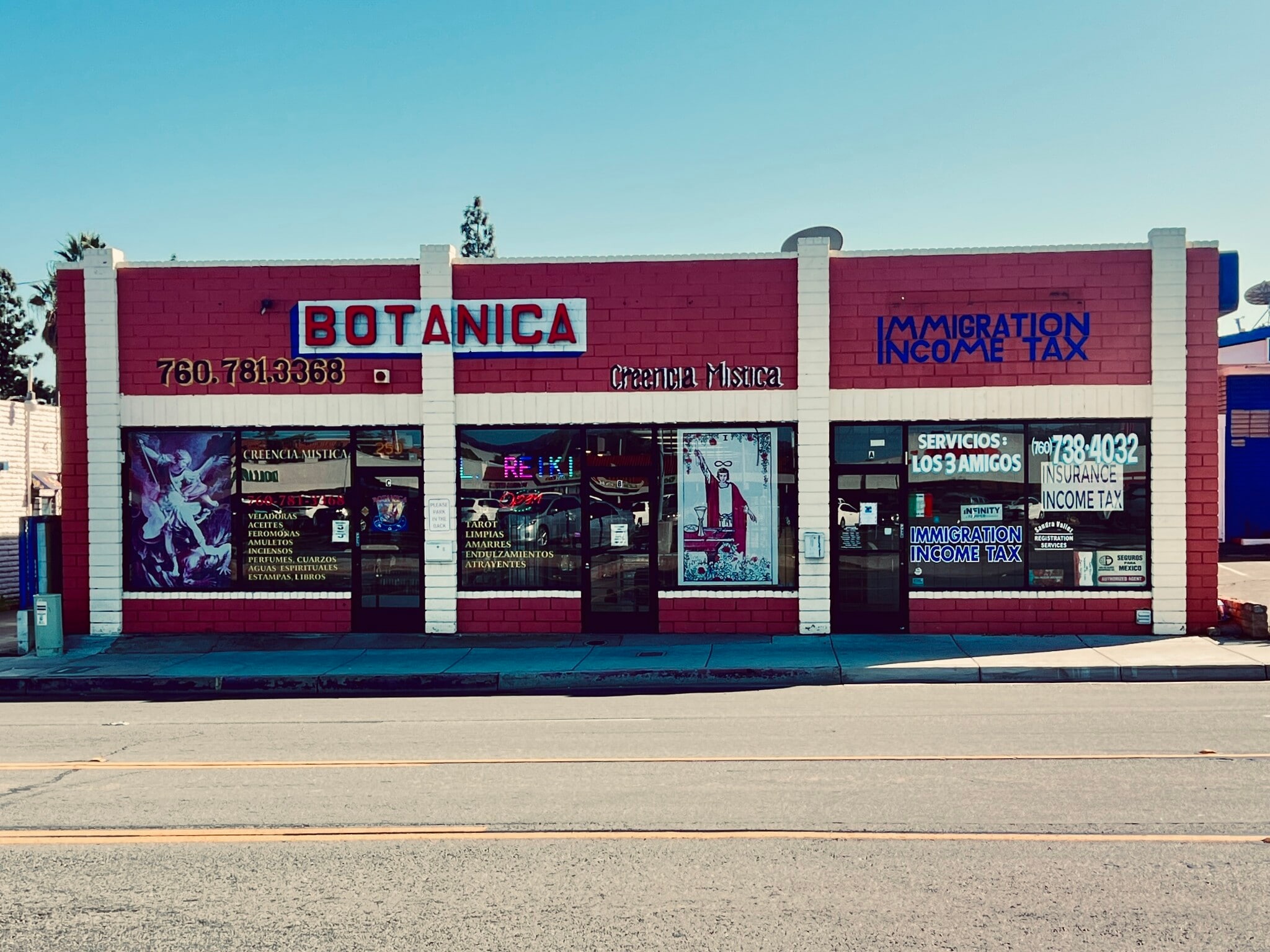 259 W Washington Ave, Escondido, CA for lease Building Photo- Image 1 of 9