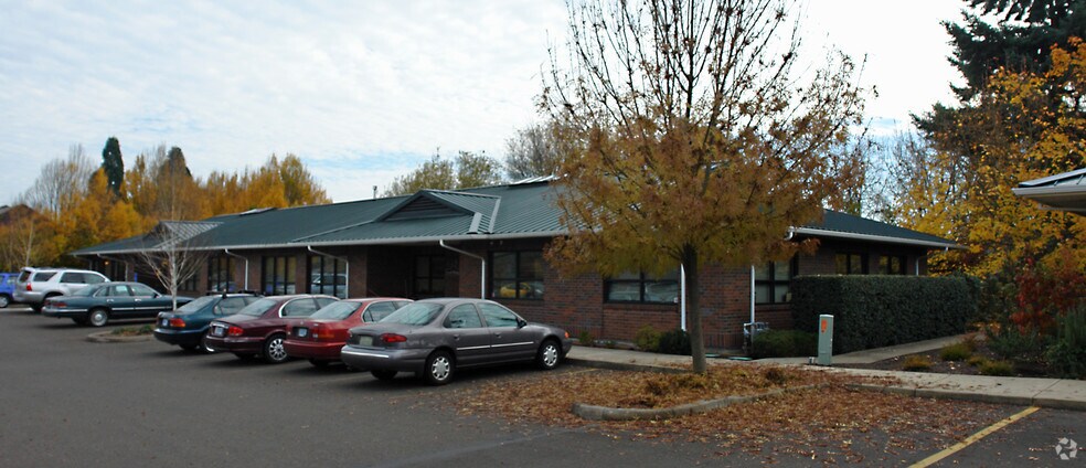 2314 NW Kings Blvd, Corvallis, OR à louer - Photo du bâtiment - Image 2 de 11