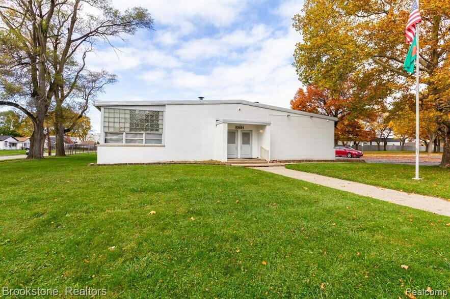 22021 Memphis Ave, Warren, MI à vendre - Photo du bâtiment - Image 2 de 30