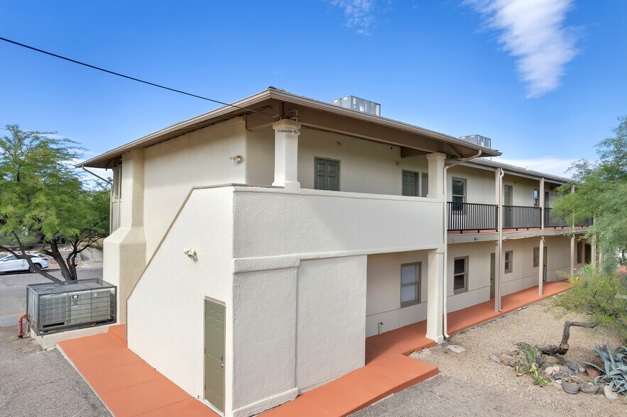 639 N 6th Ave, Tucson, AZ à vendre - Photo du bâtiment - Image 3 de 19