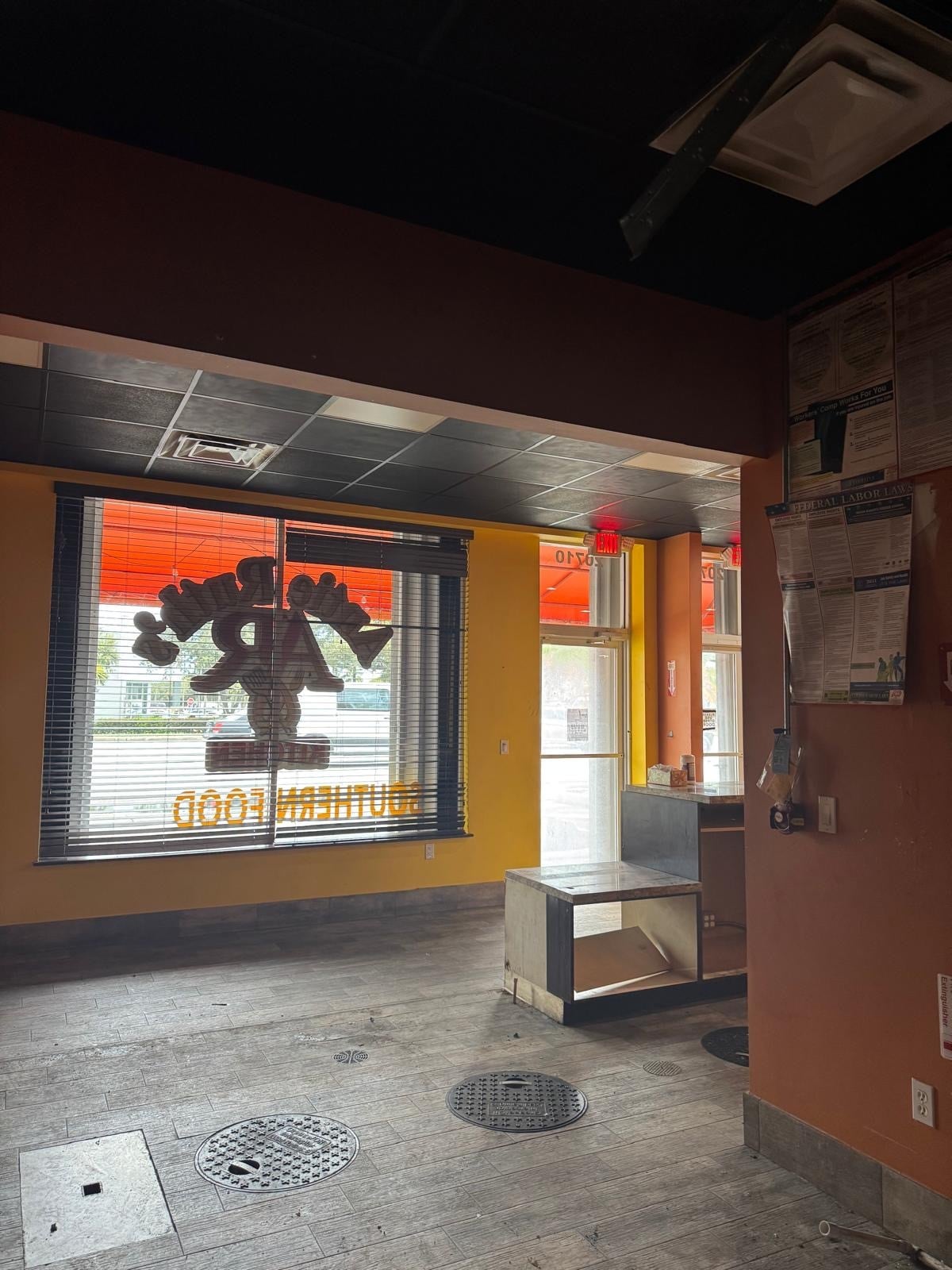 20700 S Dixie Hwy, Miami, FL for lease Interior Photo- Image 1 of 13