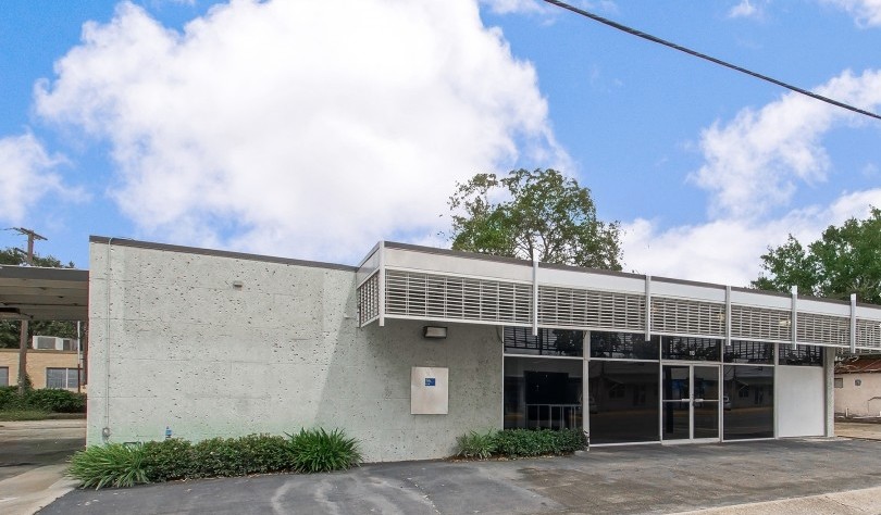 118 W Sixth Ave, Oberlin, LA for sale Primary Photo- Image 1 of 1