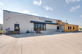 8811 John W Carpenter Fwy, Dallas, TX for lease Interior Photo- Image 1 of 4