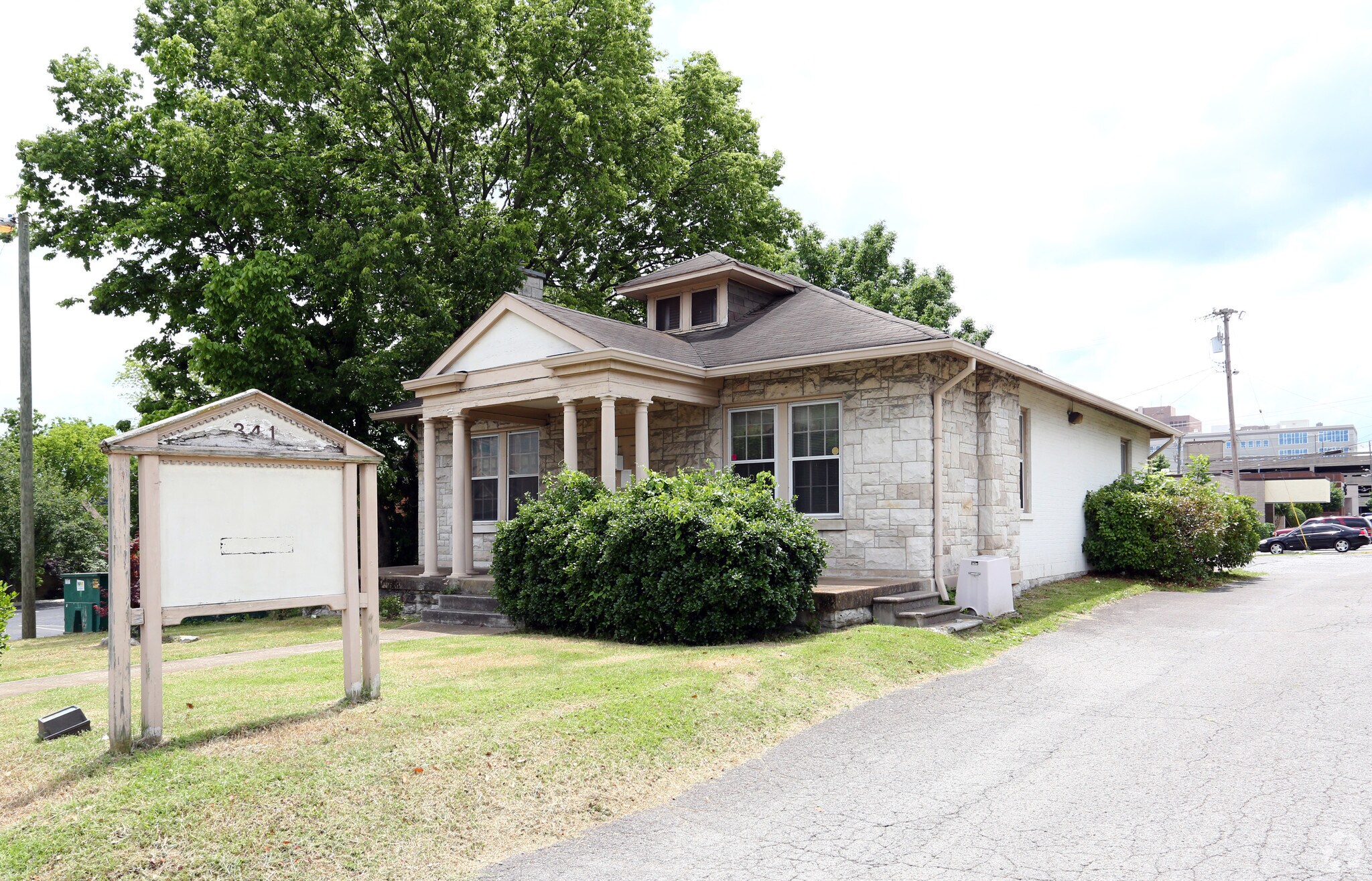 341 21st Ave N, Nashville, TN à vendre Photo principale- Image 1 de 13
