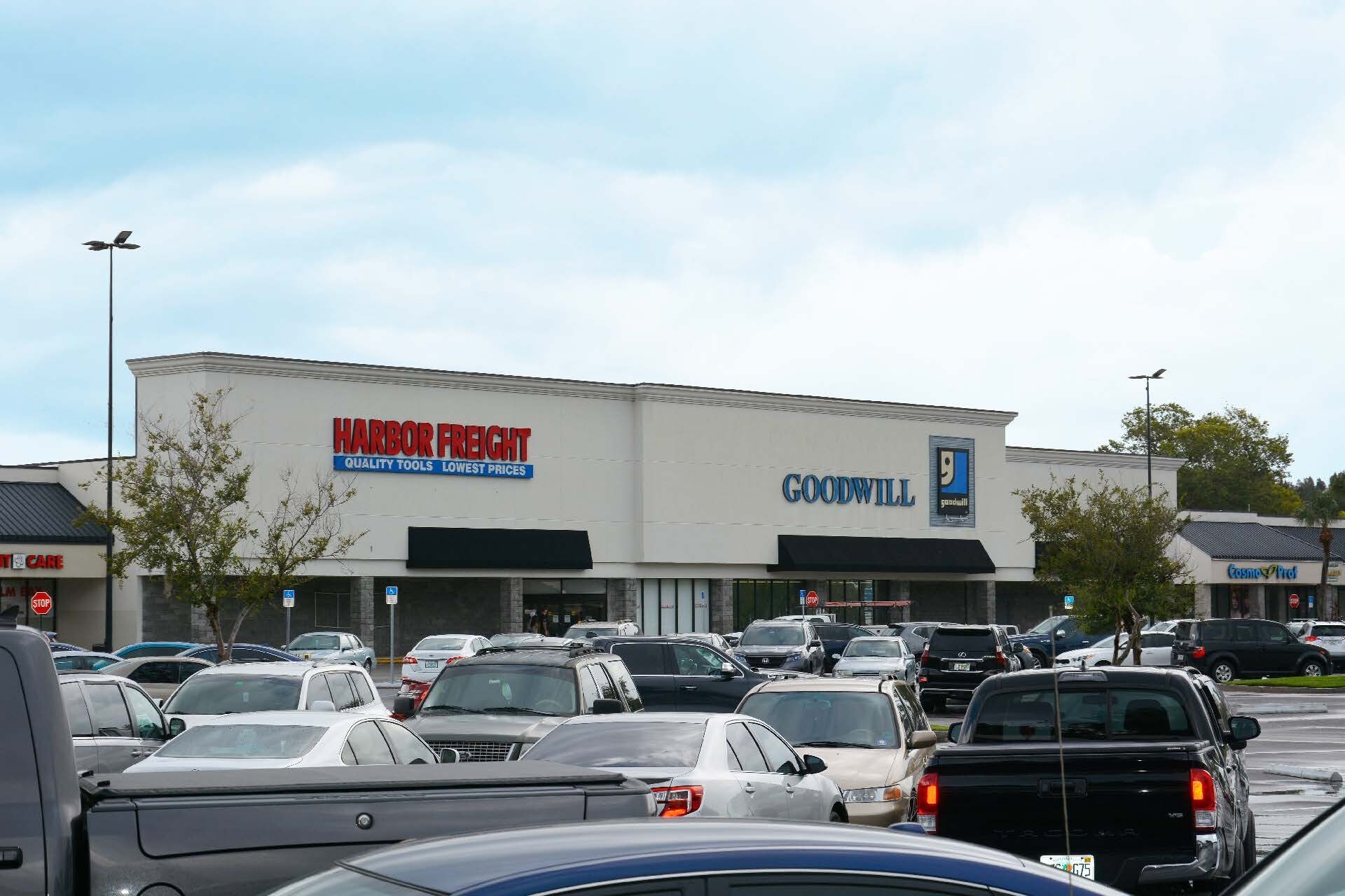 1153-1155 Malabar Rd NE, Palm Bay, FL à louer Photo principale- Image 1 de 14