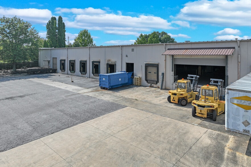 2375 Murphy Blvd, Gainesville, GA for lease - Building Photo - Image 2 of 16