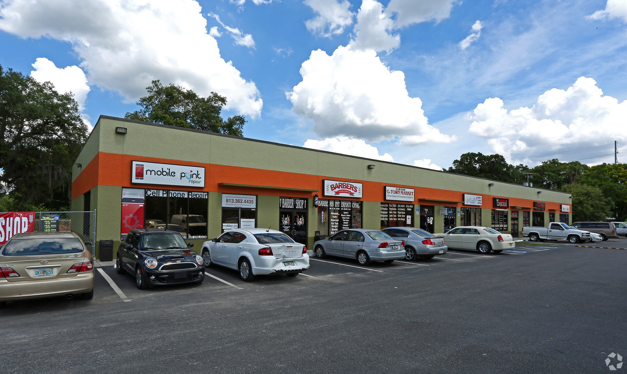 10509 N Nebraska Ave, Tampa, FL for lease Primary Photo- Image 1 of 5