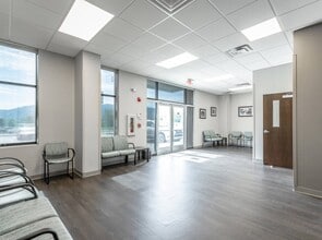 5953 Elementary Way, Ooltewah, TN for lease Interior Photo- Image 2 of 12