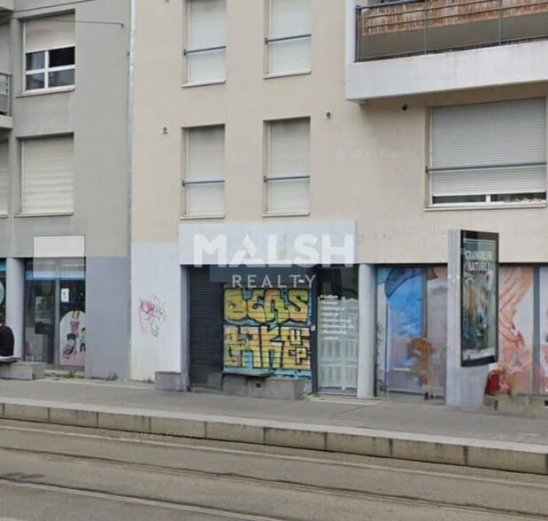 295 Avenue Berthelot, Lyon for lease - Building Photo - Image 1 of 3
