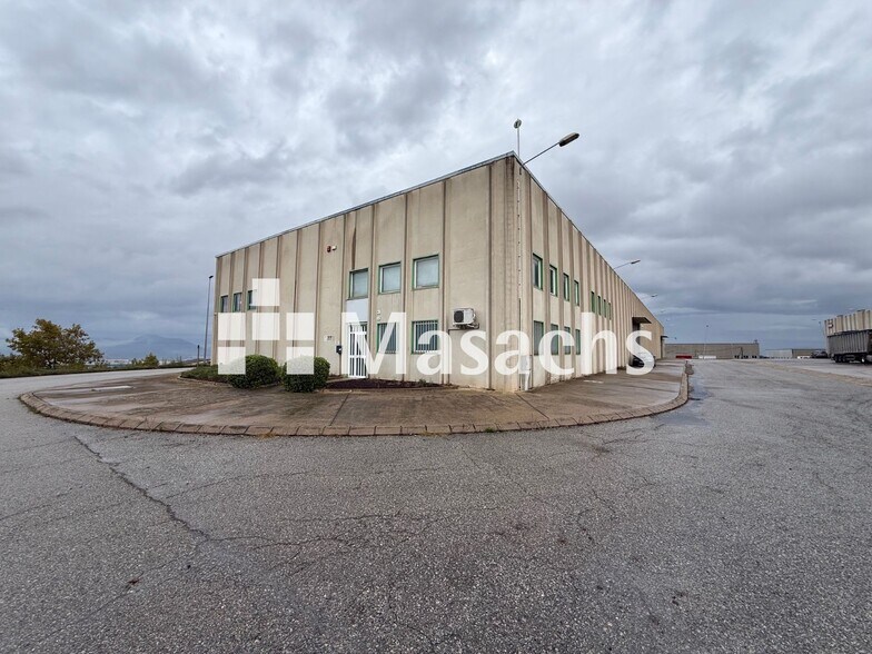 Industriel dans Manresa, Barcelona à vendre - Photo du bâtiment - Image 2 de 6