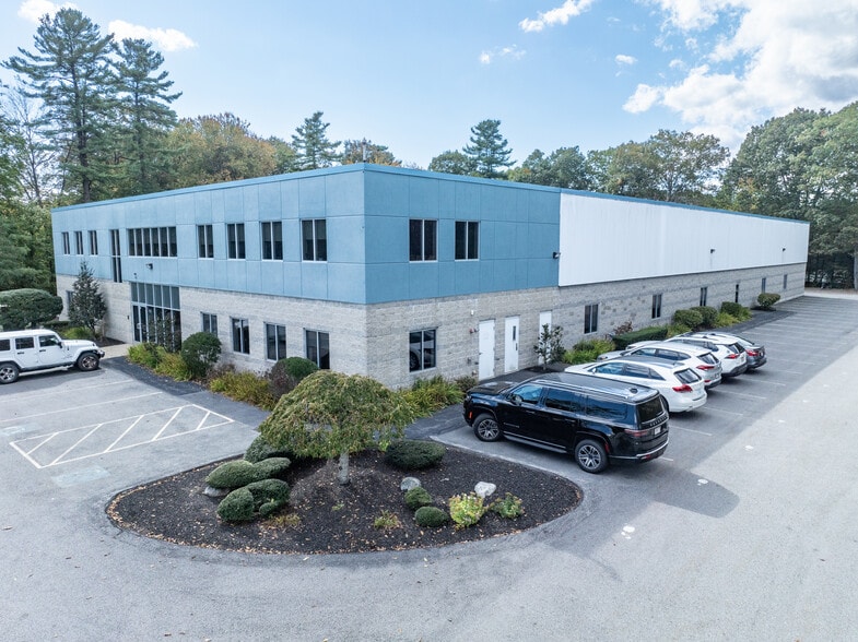 535 John Hancock Rd, Taunton, MA for lease - Building Photo - Image 1 of 12