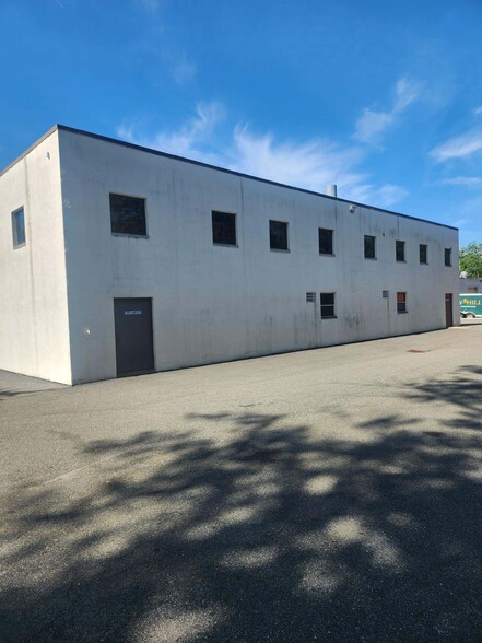 9 Industrial Park, Waldwick, NJ à vendre - Photo du bâtiment - Image 3 de 4