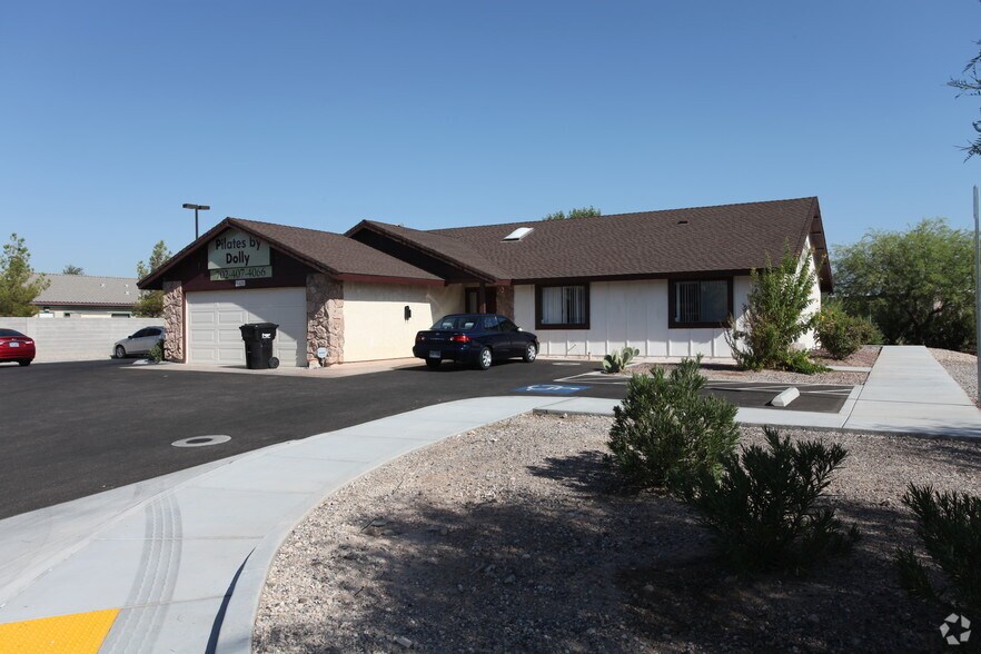 1620 E Serene Ave, Las Vegas, NV à vendre - Photo du bâtiment - Image 2 de 16