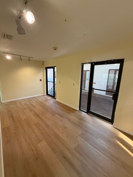 5550 26th St, Bradenton, FL à vendre - Photo du bâtiment - Image 2 de 22