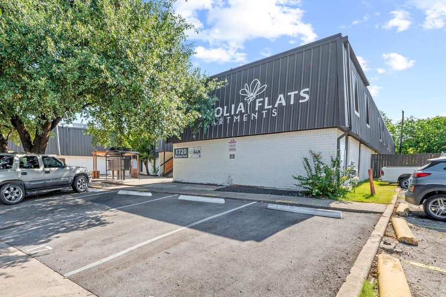 1720 Wooten Park Dr, Austin, TX for sale - Building Photo - Image 3 of 9