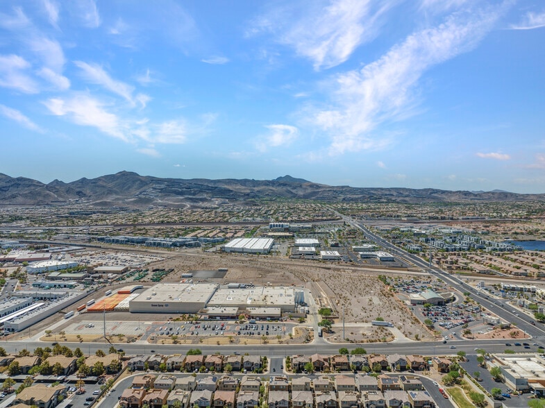 1301 American Pacific Dr, Henderson, NV for sale - Building Photo - Image 2 of 5