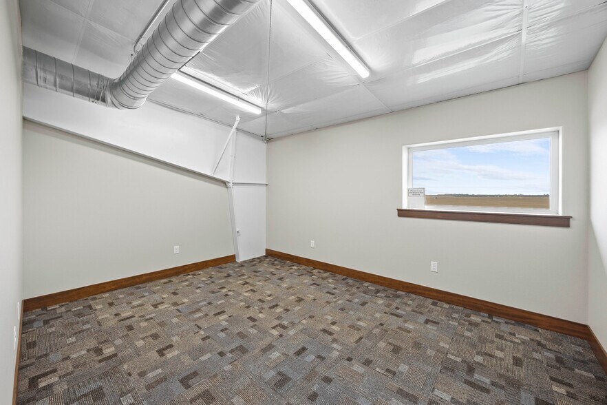 3251 N Glade Rd, Pasco, WA à louer - Photo du bâtiment - Image 2 de 20