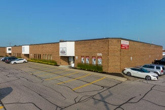 Plus de détails pour 1375 Aimco Blvd, Mississauga, ON - Industriel à louer