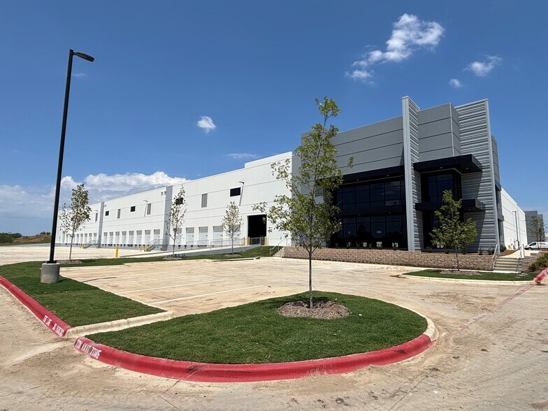 125 Kiefer Rd, San Antonio, TX à louer - Photo du bâtiment - Image 3 de 3