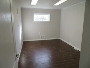 286 E Main St, Somerville, NJ for lease Interior Photo- Image 2 of 8