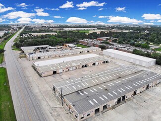 Plus de détails pour 10205 Market St, Jacinto City, TX - Bureau, Industriel à louer