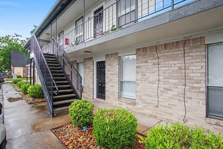 1205 Avenue A, Katy, TX for sale - Building Photo - Image 3 of 18